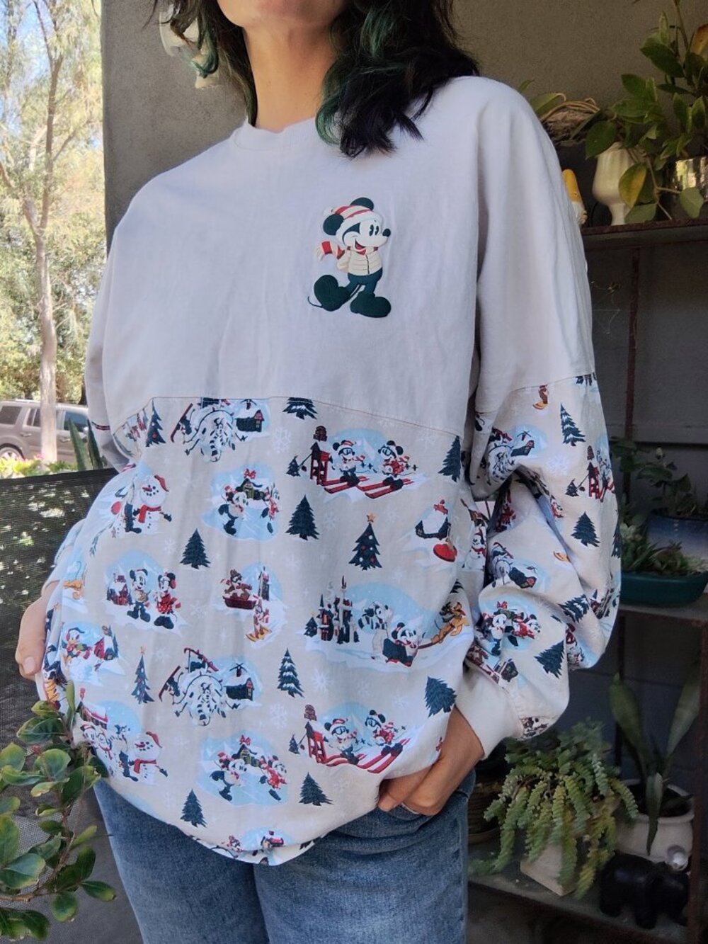 Disneyland Holiday Mickey Spirit Jersey Pullover L